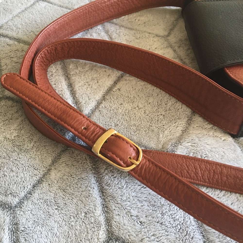 Vintage Leather Color Block Crossbody - Picture 4 of 6